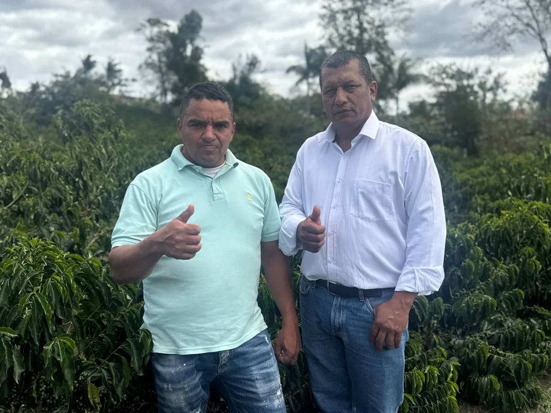 Encuentro con comunidad cafetera